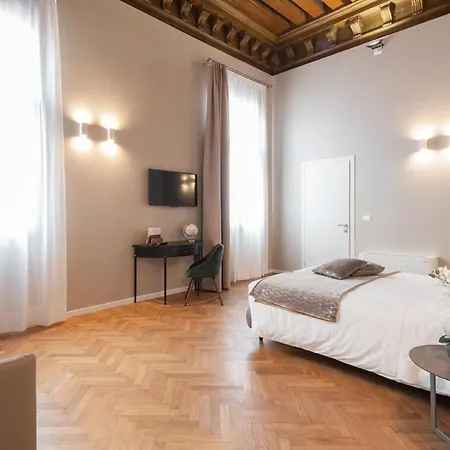 Palazzo Martinelli Dolfin 3*