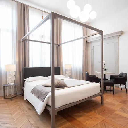 ホテル Palazzo Martinelli Dolfin 3*