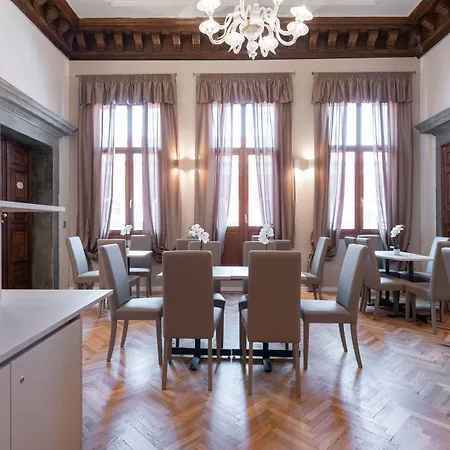 Palazzo Martinelli Dolfin ホテル
