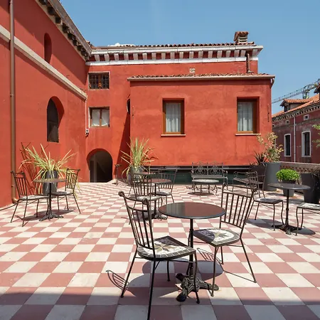 Palazzo Martinelli Dolfin Venise