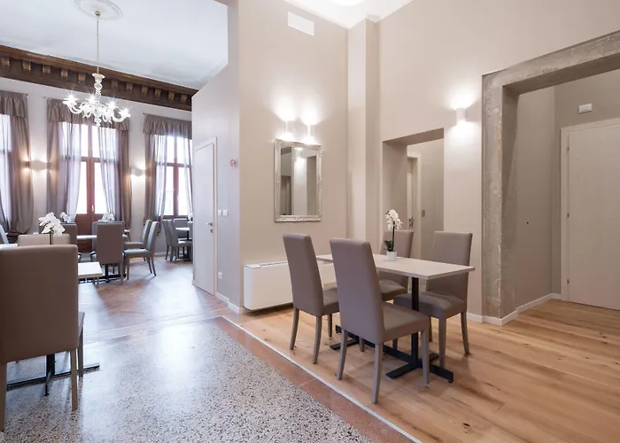 Palazzo Martinelli Dolfin 3*