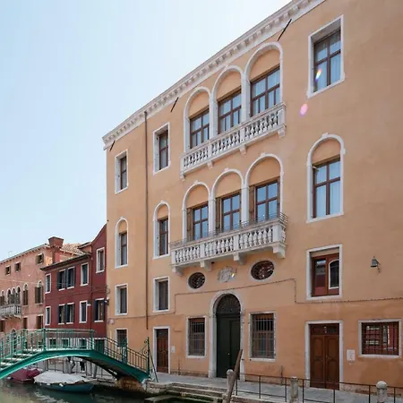 Palazzo Martinelli Dolfin 3* 威尼斯
