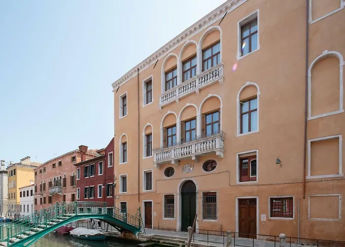 Palazzo Martinelli Dolfin 3* Veneza