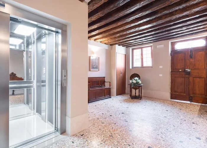 Palazzo Martinelli Dolfin 3* Veneza