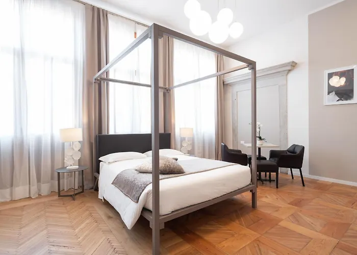 Hotel Palazzo Martinelli Dolfin 3*
