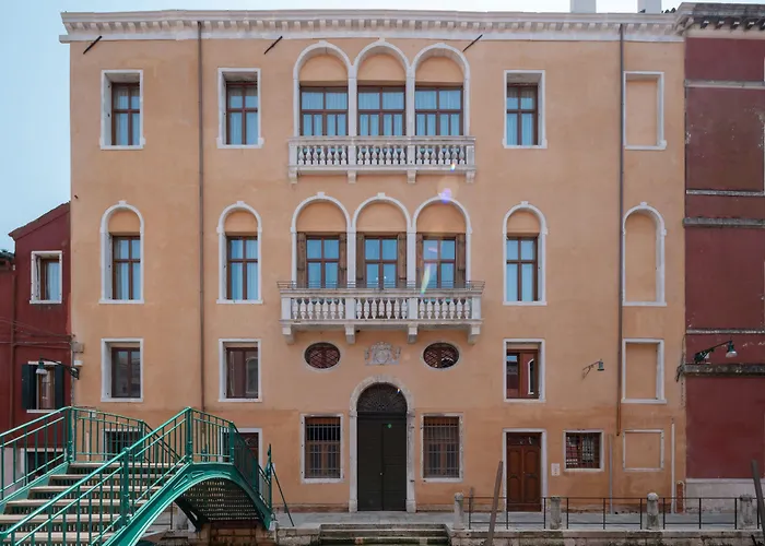 Hotel Palazzo Martinelli Dolfin 3*